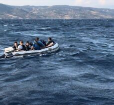 Çanakkale'nin Ayvacık ilçesi açıklarında 22 düzensiz göçmen karaya çıkarıldı