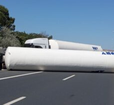 Çatalca'da gaz yüklü tankerin devrilmesi sonucu TEM Otoyolu trafiğe kapatıldı