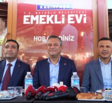 CHP Genel Başkanı Özel, Beyoğlu Emekli Evi'nde konuştu: