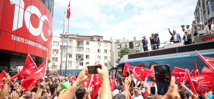 CHP Genel Başkanı Özel, Balıkesir'de konuştu: