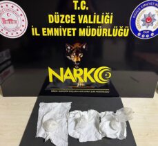 Düzce'de uyuşturucu ticareti yaptığı iddia edilen taksici tutuklandı