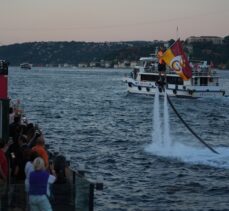 Galatasaray Kulübü, 24. şampiyonluğu üyeleriyle Galatasaray Adası'nda kutladı