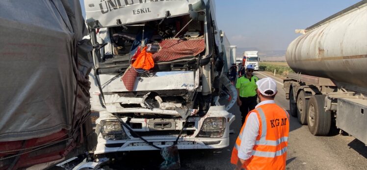 Gaziantep'te zincirleme trafik kazasında 1 kişi öldü, 6 kişi yaralandı