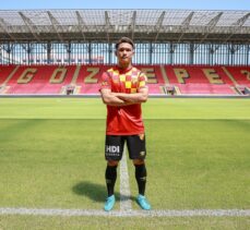 Göztepe, Japon futbolcu Kuryu Matsuki'yi kiraladı