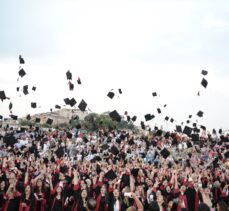 İstanbul Bilgi Üniversitesi'nde mezuniyet heyecanı