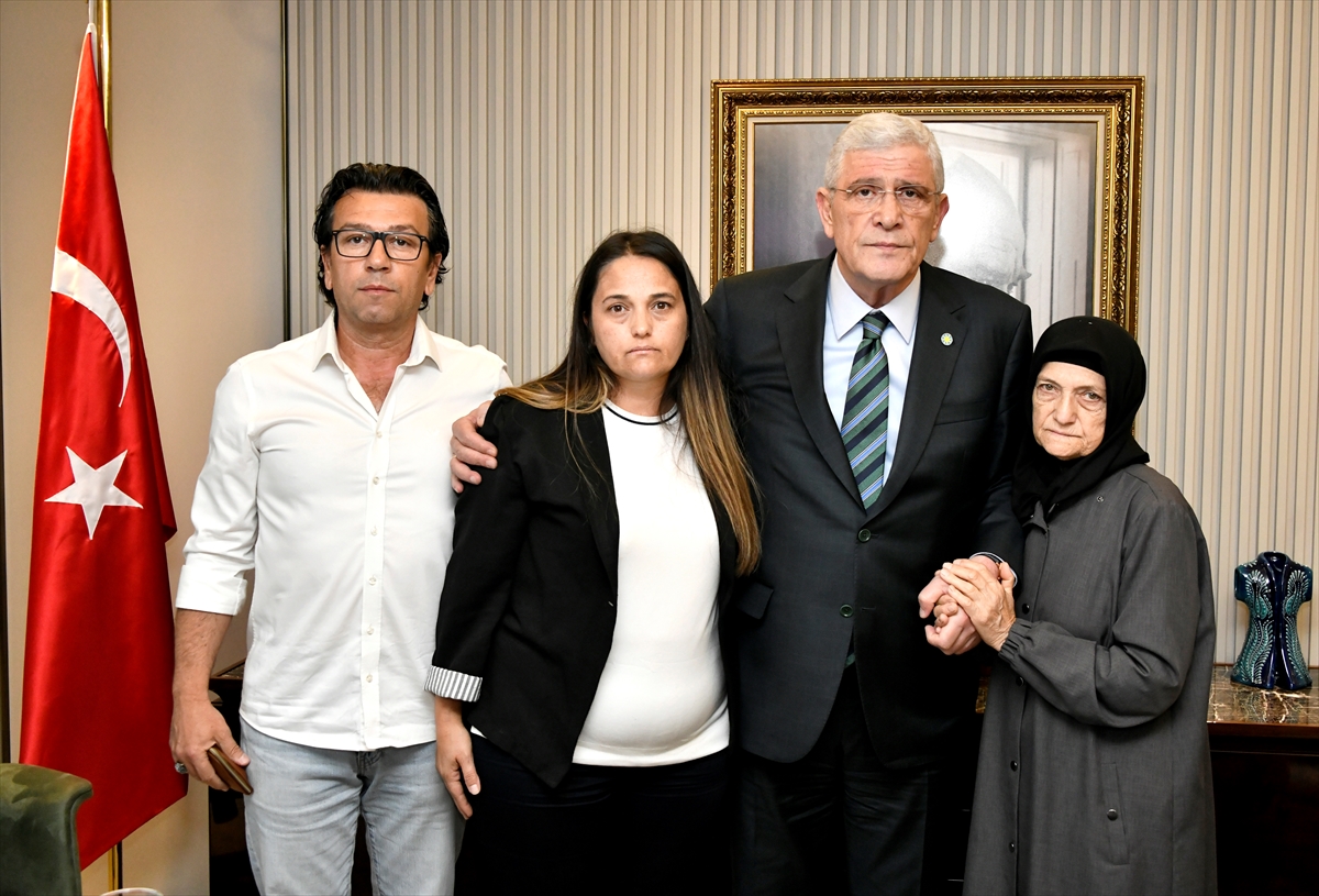 İYİ Parti Genel Başkanı Dervişoğlu, Sinan Ateş'in annesi ve ablasıyla görüştü