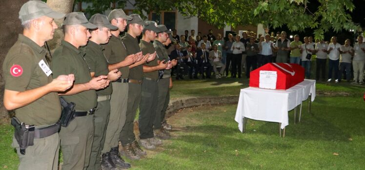 İzmir'deki orman yangınında şehit olan Orman İşletme Müdürü Dönertaş için tören düzenlendi