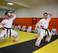 Karate Milli Takımı Antrenörü Güney, Şanlıurfa'da yetenekli çocukları spora kazandırıyor