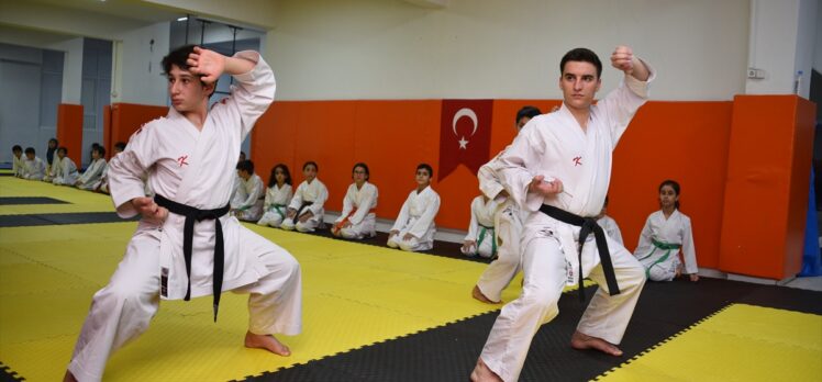 Karate Milli Takımı Antrenörü Güney, Şanlıurfa'da yetenekli çocukları spora kazandırıyor