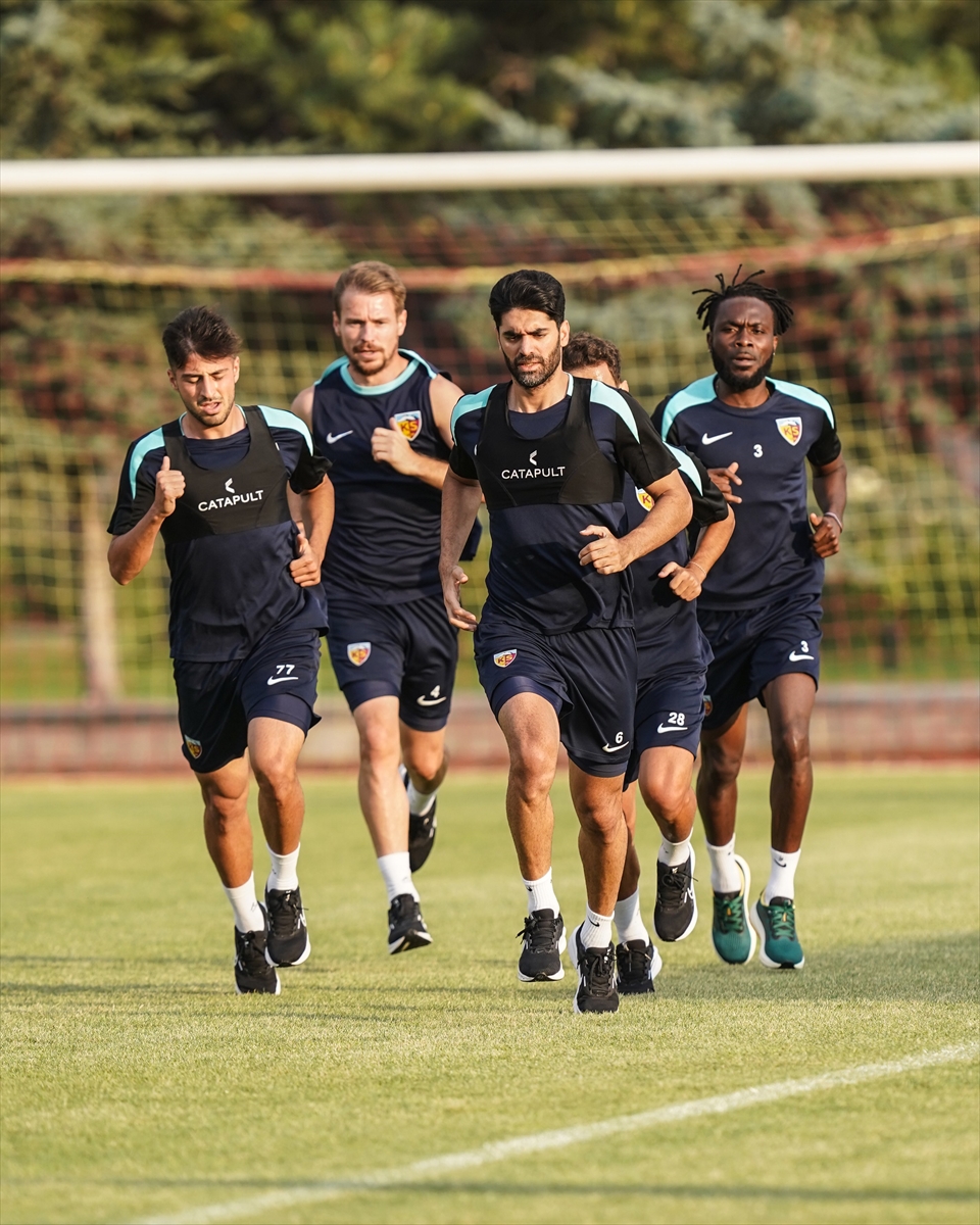 Kayserispor'da sezon hazırlıkları devam ediyor