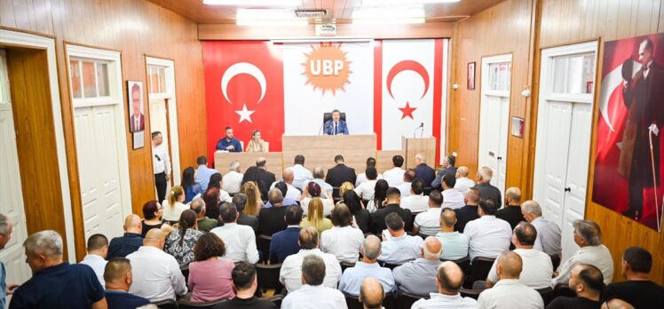 KKTC Başbakanı Üstel, UBP genel başkanlığına tekrar aday olacağını açıkladı