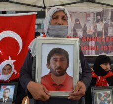 Muşlu aileler DEM Parti önündeki eylemlerini sürdürdü