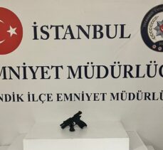 Pendik'te motosiklet sürücüsünü tehdit eden zanlı yakalandı