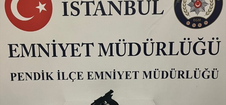 Pendik'te motosiklet sürücüsünü tehdit eden zanlı yakalandı