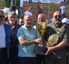 Perşembe Yaylası Yağlı Güreş ve Kültür Festivali'nde başpehlivan Ali Gürbüz oldu