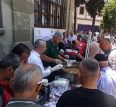 Samsun'da muharrem ayı dolayısıyla aşure dağıtıldı