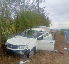 Samsun'da savrulan otomobilin camından fırlayan 13 yaşındaki çocuk öldü