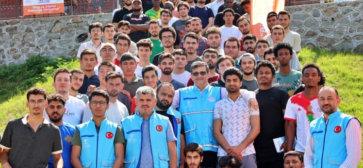 Samsun'daki TDV yaz kampına 25 farklı ülkeden 111 öğrenci katıldı