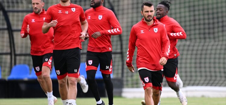 Samsunspor Teknik Direktörü Thomas Reis, kadrosuna güveniyor: