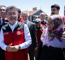 Tarım ve Orman Bakanı Yumaklı, Ayaş'ta hayvancılık işletmesini ziyaret etti: