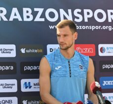 Trabzonspor'un yeni transferi Barisic, Macaristan kampında açıklamalarda bulundu: