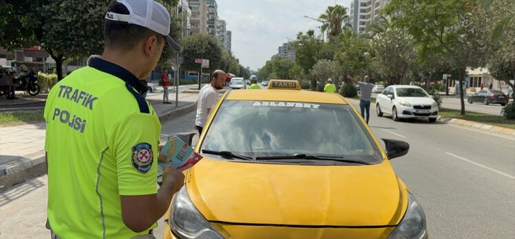 Adana'da trafikte kural ihlali yapan sürücüler dronla belirlendi