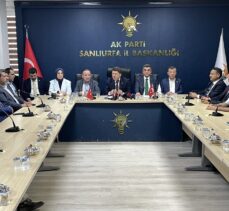 Bakan Tunç, AK Parti Şanlıurfa İl Başkanlığı'nda konuştu: