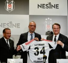 Beşiktaş Kulübü Başkanı Hasan Arat'tan transfer açıklaması: