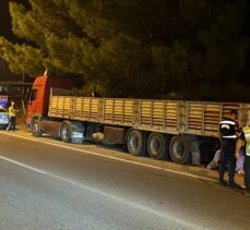 Bodrum'da park halindeki tıra arkadan çarpan motosikletin sürücüsü öldü