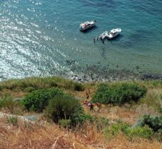 Çanakkale'de uçurumdan düşen kişi botla kurtarıldı