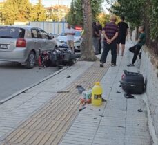 Çorum'da otomobil ile çarpışan motosikletin sürücüsü yaralandı