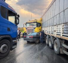 Çorum'da tırla çarpışan otomobildeki 4 kişi yaralandı