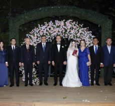 Cumhurbaşkanı Yardımcısı Yılmaz ve MHP Genel Başkanı Bahçeli, nikah şahidi oldu