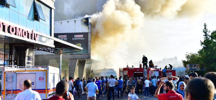 GÜNCELLEME 3 – Diyarbakır'da 2. Sanayi Sitesi'nde çıkan yangın söndürüldü