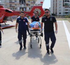 Diyarbakır'da ambulans helikopter kazada yaralanan 79 yaşındaki kadın için havalandı