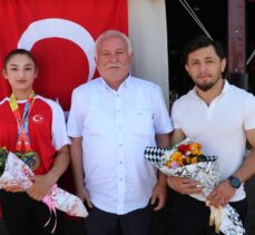 Dünya şampiyonu bilek güreşçi Şaziye'ye Samsun'da karşılama