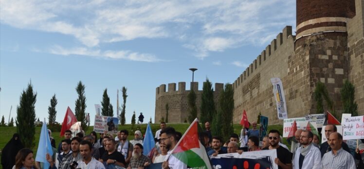 Erzurum'da sağlık çalışanları Gazze için “sessiz yürüyüş” yaptı