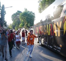 Galatasaray, Süper Kupa için Atatürk Olimpiyat Stadı'na hareket etti