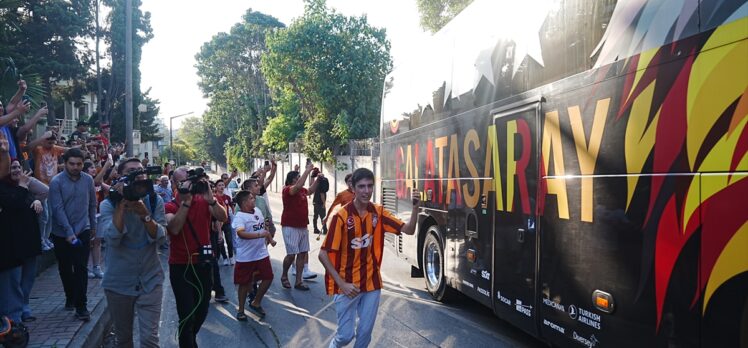 Galatasaray, Süper Kupa için Atatürk Olimpiyat Stadı'na hareket etti