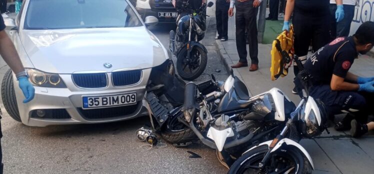 Isparta'da motosikletle otomobilin çarpıştığı kaza güvenlik kamerasına yansıdı