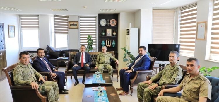 Kara Kuvvetleri Komutanı Orgeneral Bayraktaroğlu, Bitlis'i ziyaret etti