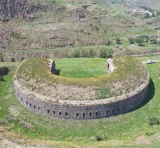 Kars'taki “Gemli Tabya” turizme kazandırılmayı bekliyor