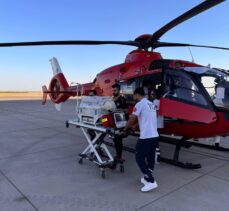 Mardin'de ambulans helikopter bir günlük bebek için havalandı