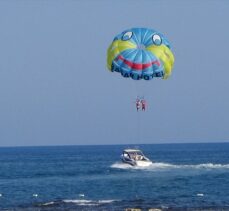 Mersin Kızkalesi'nde gurbetçiler turizmi hareketlendirdi