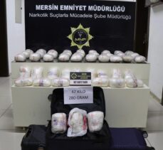 Mersin'de 47 kilo 280 gram sentetik uyuşturucu ele geçirildi