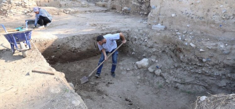 Mersin'de 9 bin yıllık Yumuktepe Höyüğü'nde 30. dönem kazıları başladı