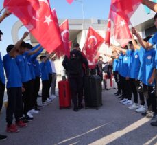 Milli tekvandocular, Paris'e uğurlandı