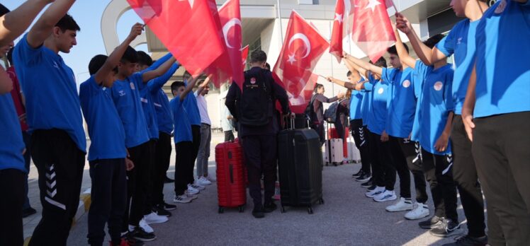 Milli tekvandocular, Paris'e uğurlandı