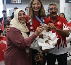 Olimpiyatlarda bronz madalya kazanan tekvandocu Nafia'dan “altın madalya” sözü