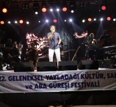 Oyuncu ve şarkıcı Uğur Aslan Hatay'da konser verdi